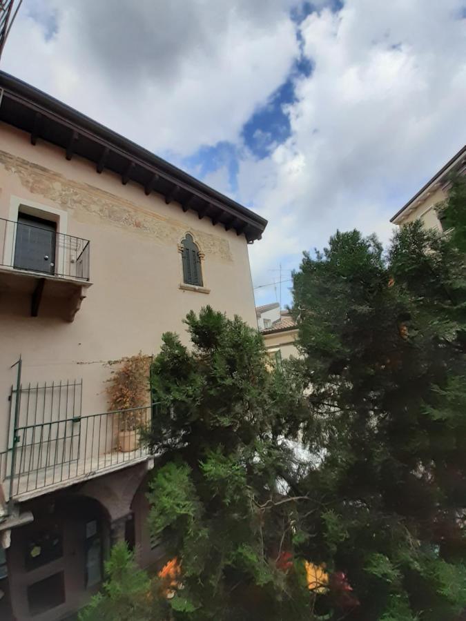 Abbraccio Di Vérone Extérieur photo